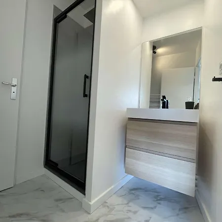 Apartment Appt 2 Pieces - Lr030-a210z